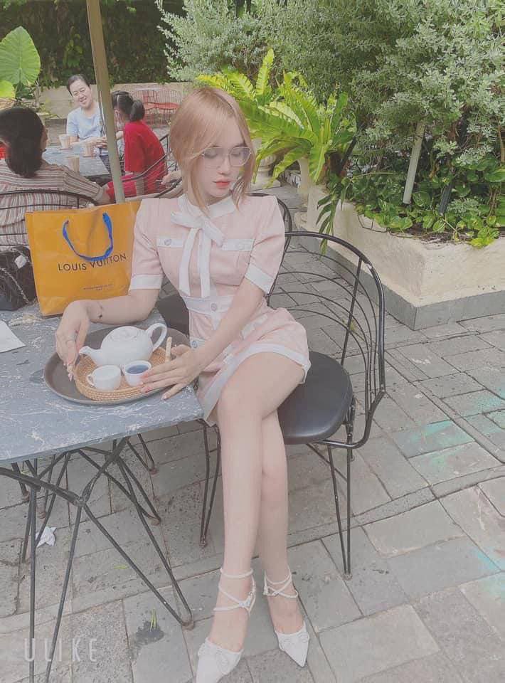 Mưa to không thể về nhà, tôi được đồng nghiệp nữ cho ngủ nhờ và cái kết